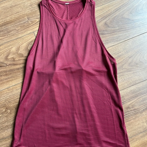 Lululemon Tie Back Tank - Burgundy - Size 4 - NWOT - Picture 4 of 5